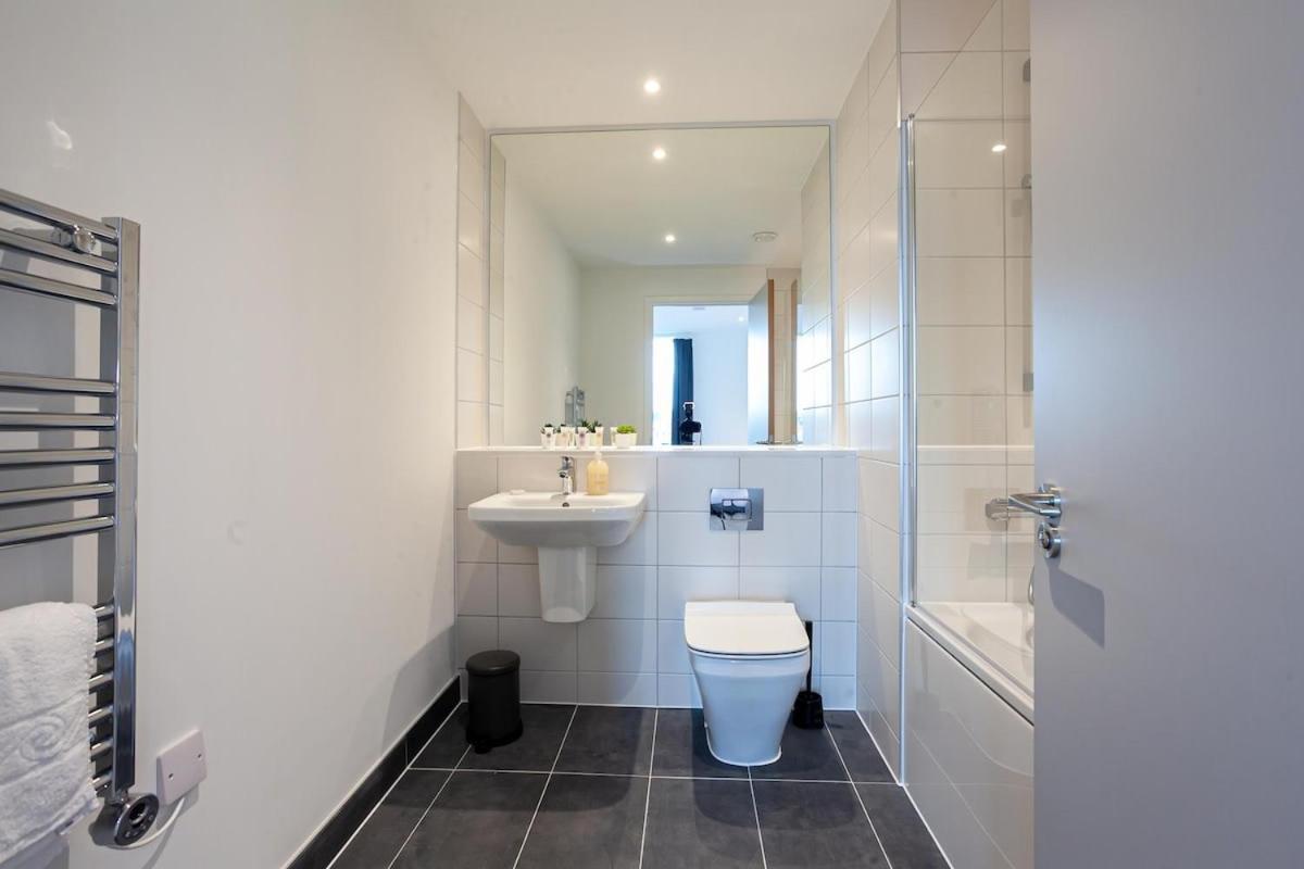 Spacious 2 Bed Apartment In Central Manchester Ngoại thất bức ảnh
