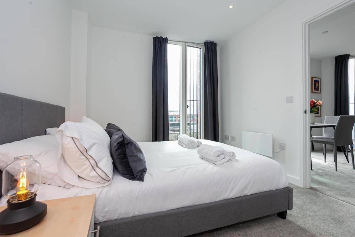 Spacious 2 Bed Apartment In Central Manchester Ngoại thất bức ảnh
