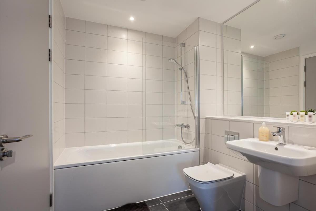 Spacious 2 Bed Apartment In Central Manchester Ngoại thất bức ảnh