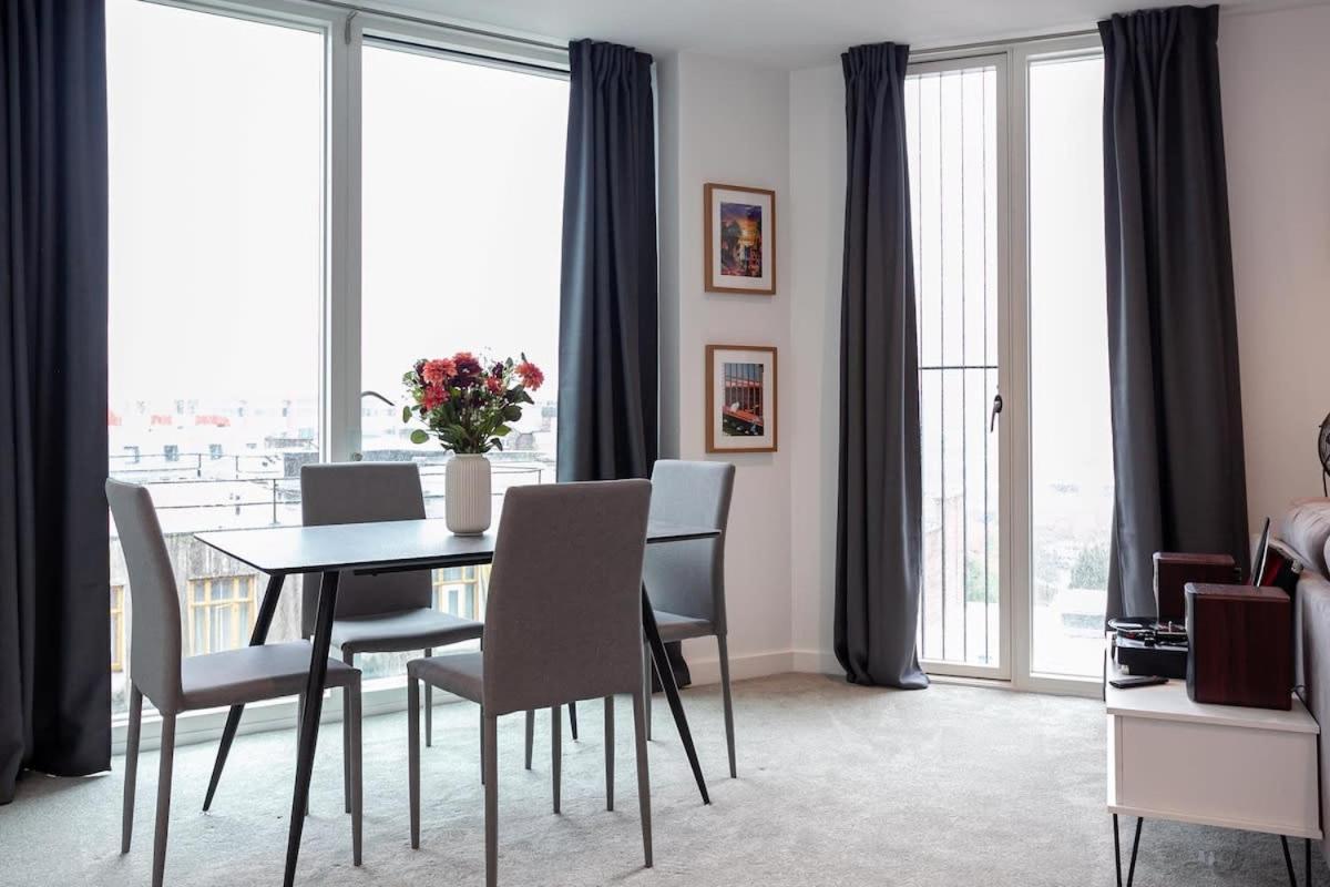Spacious 2 Bed Apartment In Central Manchester Ngoại thất bức ảnh